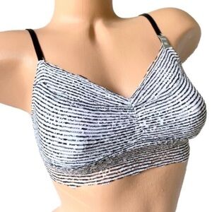 🌸New🌸 Victoria’s Secret Lace Bralette Size Xsmall NWT